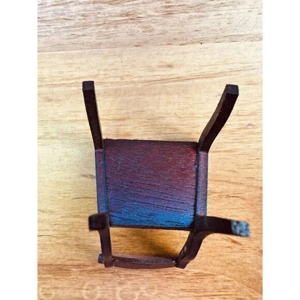 Dollhouse‎ Miniature Handcrafted Chair With Plaid Cushion Furniture